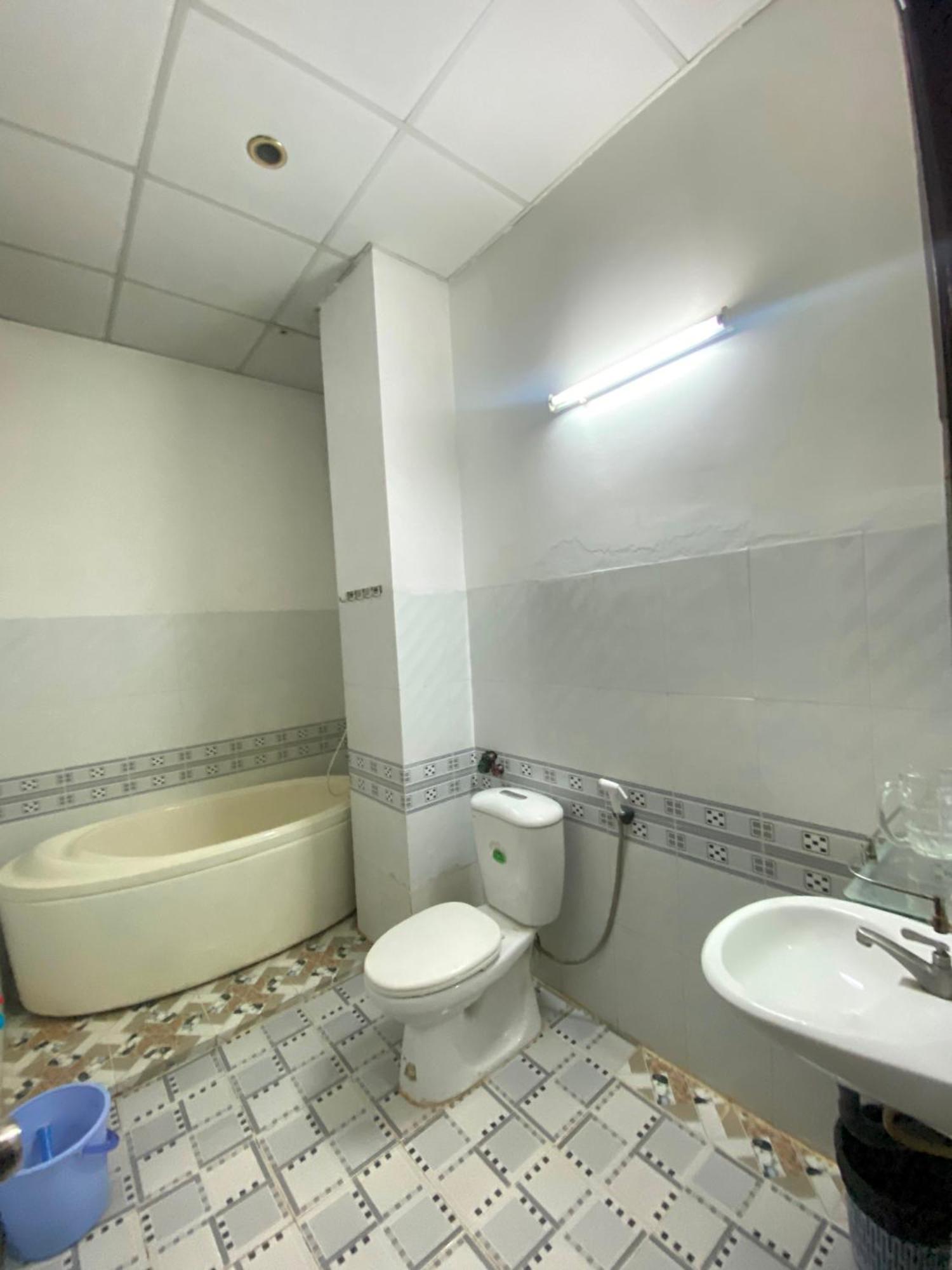 Khach San Kim Phung Ngan Hotel Can Tho Bagian luar foto